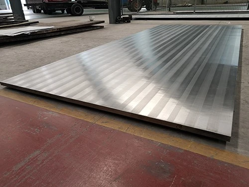 Composite Plate with Explosive Welding Composite Plate with Explosive Welding